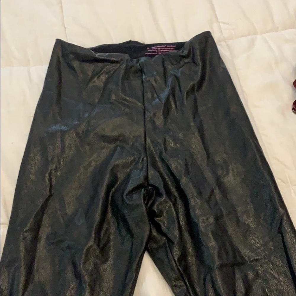 Faux leather leggings